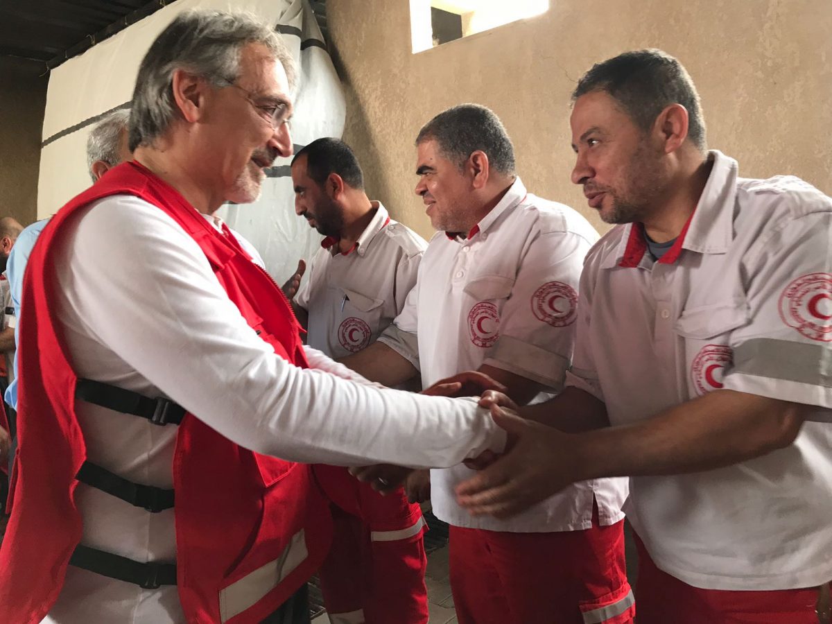 Il presidente IFRC Francesco Rocca in missione dai colleghi della Mezzaluna palestinese a Gaza Credit to Tommaso Della Longa