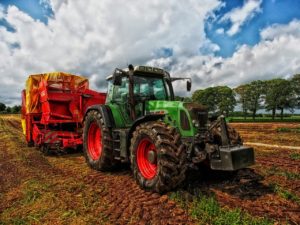 trattore-agricoltura