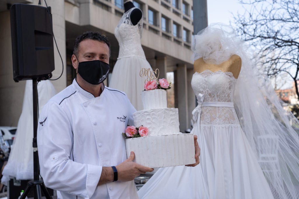 Manifestazione settore matrimoni sposi bologna