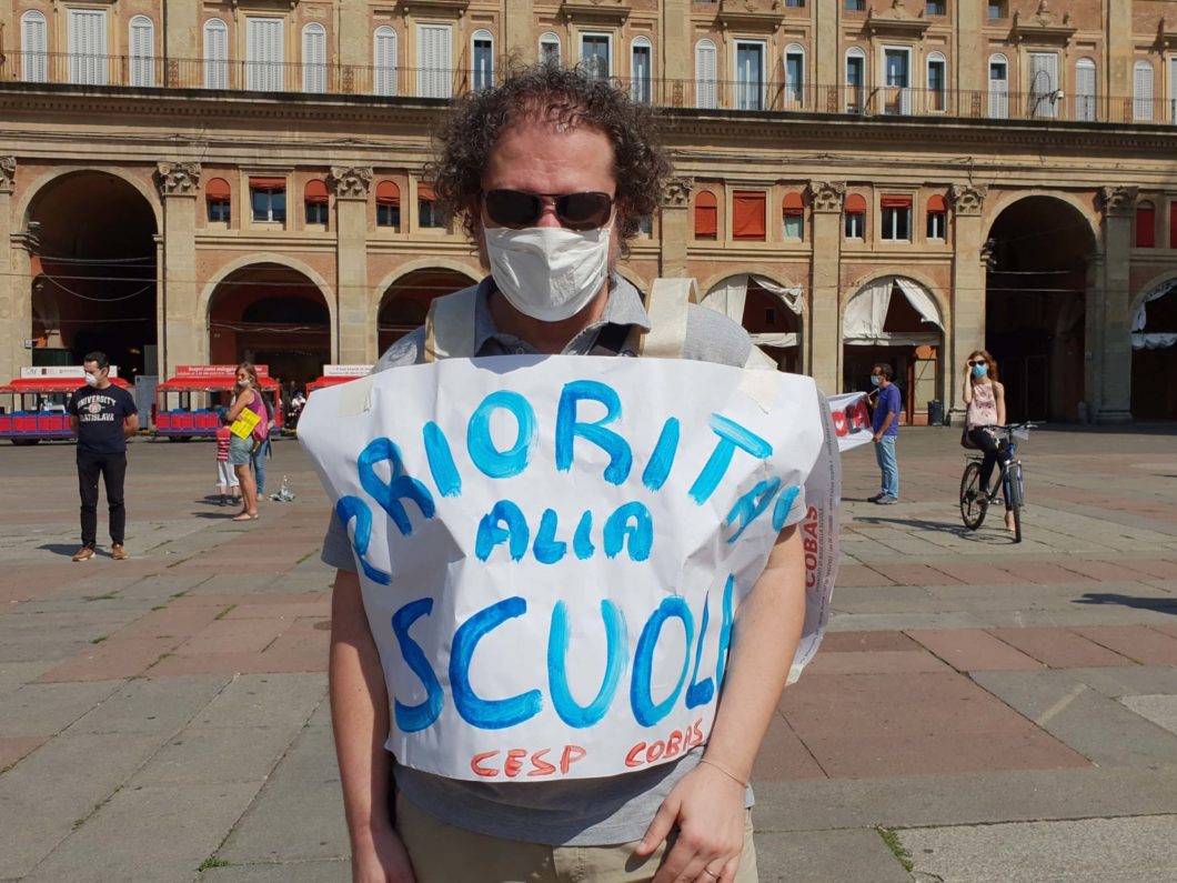 priorità alla scuola bologna manifestazione