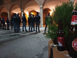polizia piazza verdi birre bologna controlli