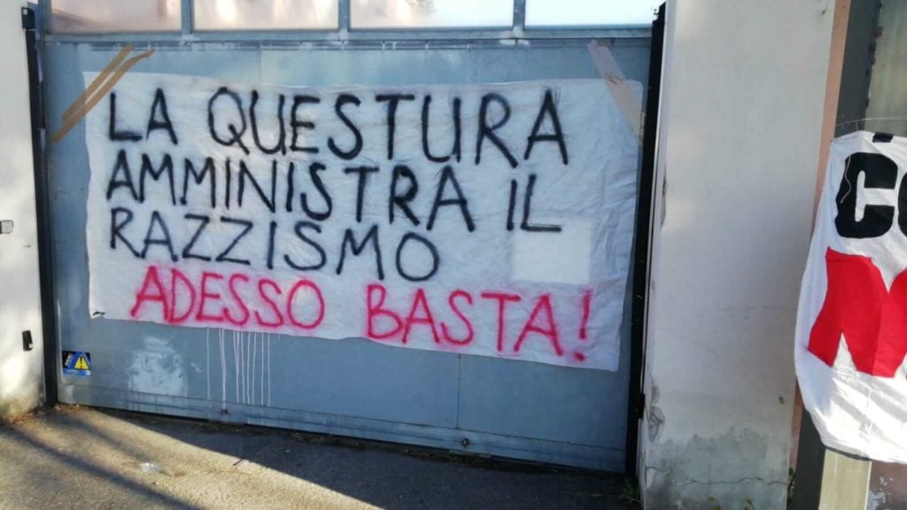 protesta migranti cas via mattei bologna
