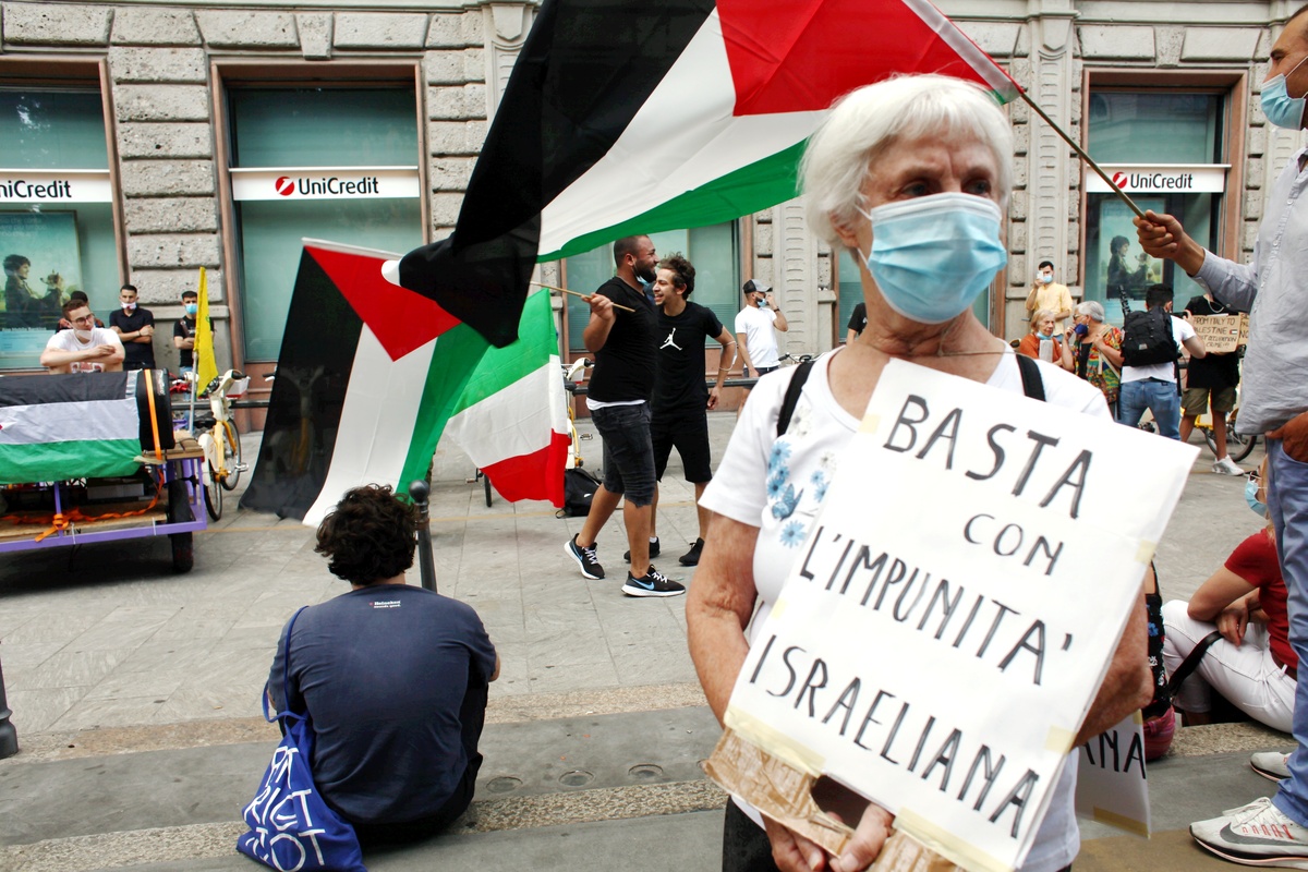 Solidarietà alla Palestina dopo bombardamento su Gaza, anche Pd e M5s  contro Israele: "Reazione sproporzionata"