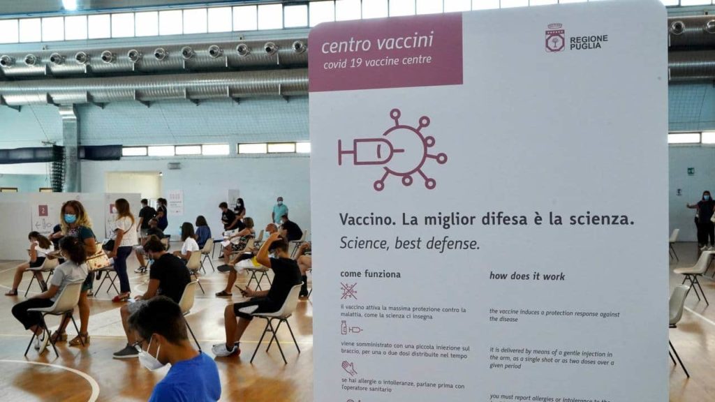 vaccini studenti_puglia