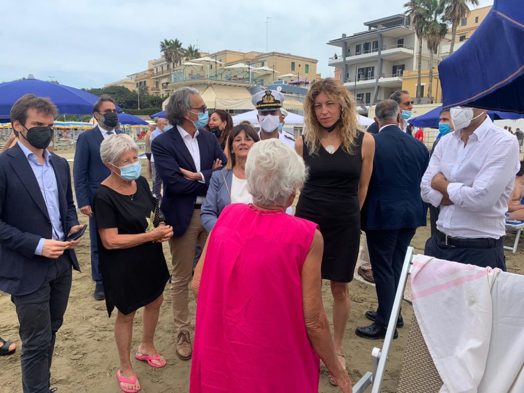 Il ministro per le Disabilità Erika Stefani in visita alla Riviera Mallozzi di Anzio