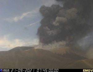 eruzione etna 21 settembre 2021