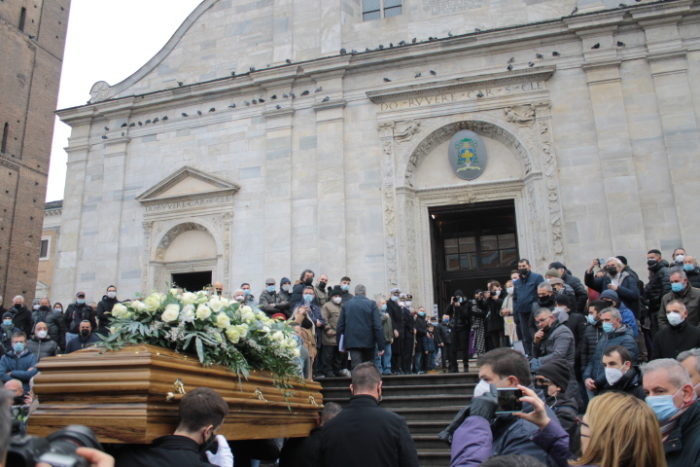 funerale_operaio_torino_gru