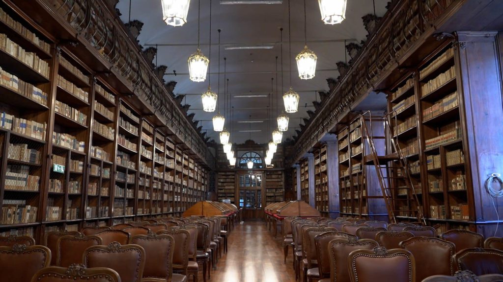 biblioteca universitaria pavia