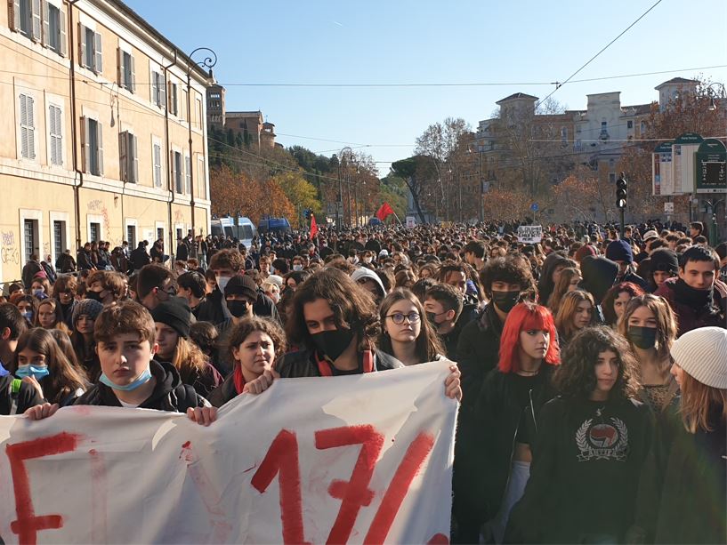 manifestazione studenti roma4