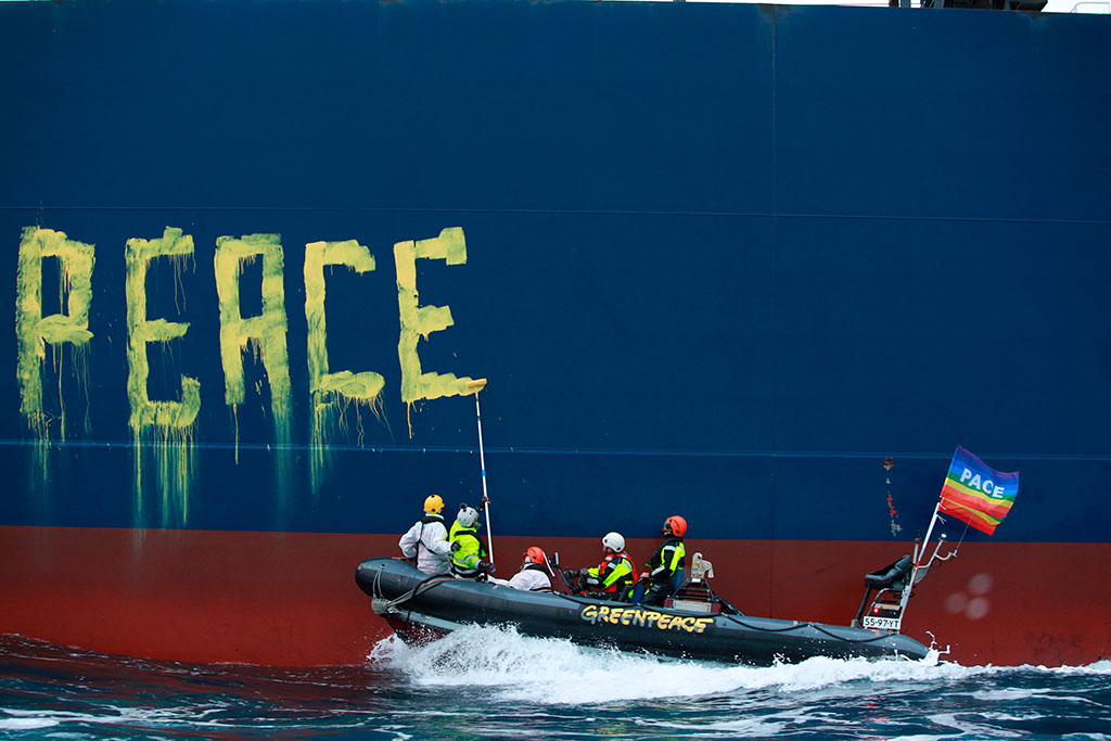 greenpeace_pace non petrolio_siracusa_ucraina 