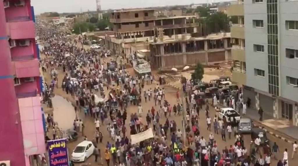 sudan spari protesta