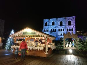 mercatini di Natale- Aosta- decorazioni