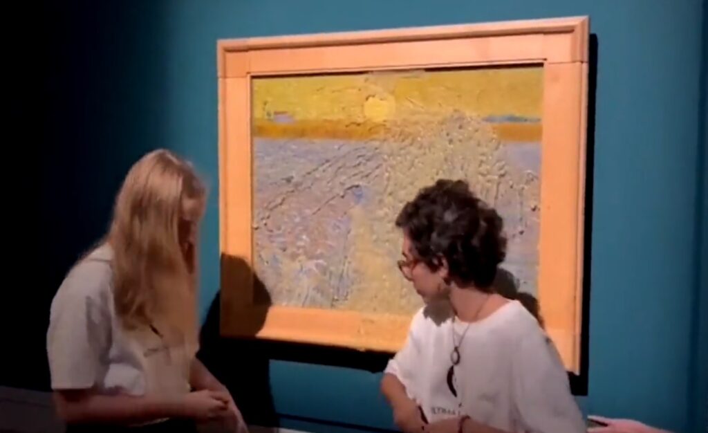A Roma zuppa di piselli gettata su un quadro di Van Gogh - DIRE.it