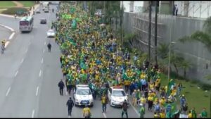 brasile_manifestanti_bolsonaro