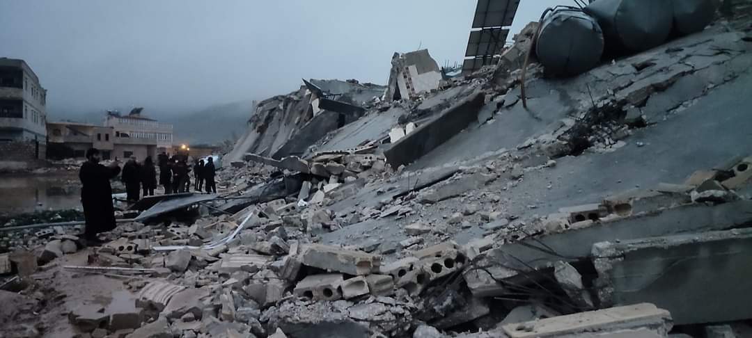 ΒΙΝΤΕΟ |  Σεισμός 7,9 Ρίχτερ καταστρέφει την Τουρκία και τη Συρία: περισσότεροι από 2.300 νεκροί.  Ο Ερντογάν κήρυξε 7ήμερο εθνικό πένθος