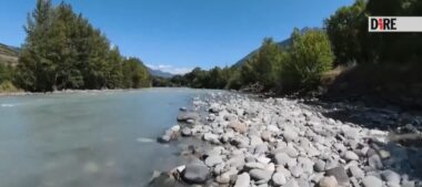fiume boschi valle aosta