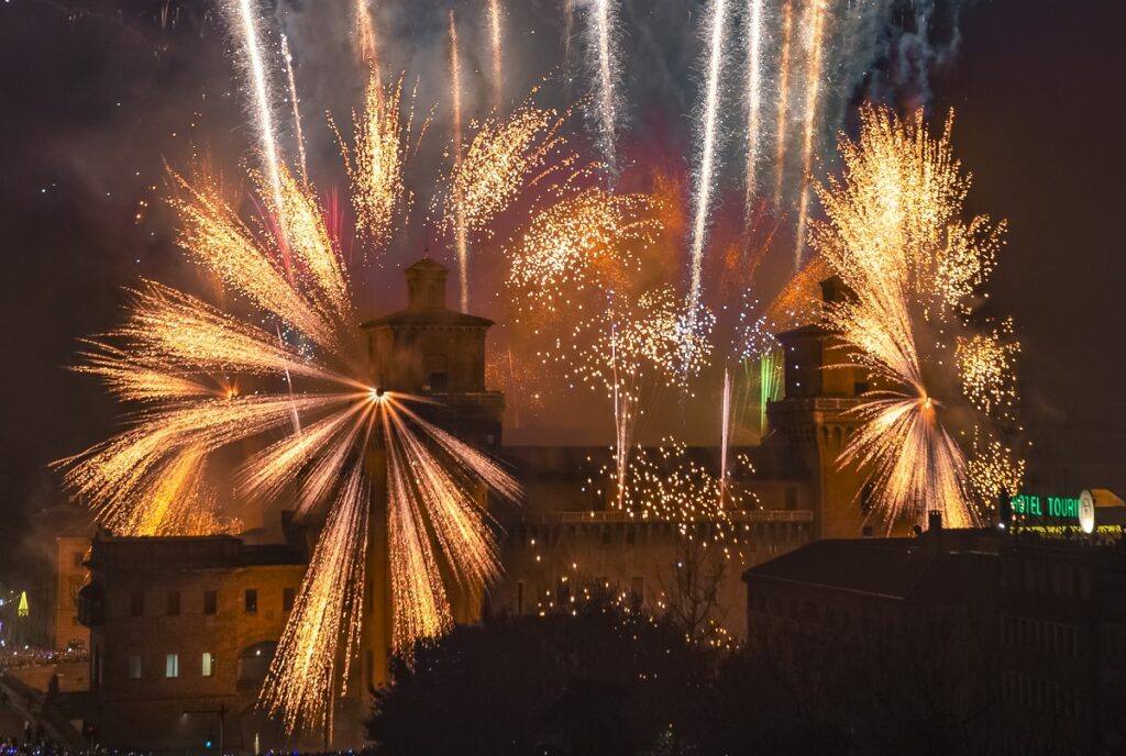 Incendio Castello Ferrara Capodanno