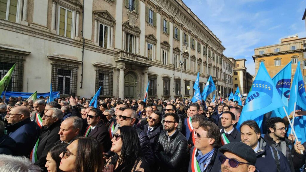 manifestazione sindaci sud italia